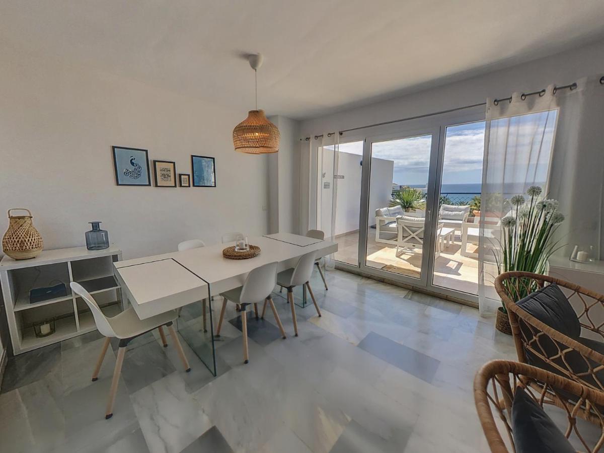 Frontline Beach Penthouse In Mi Capricho Sitio de Calahonda Extérieur photo