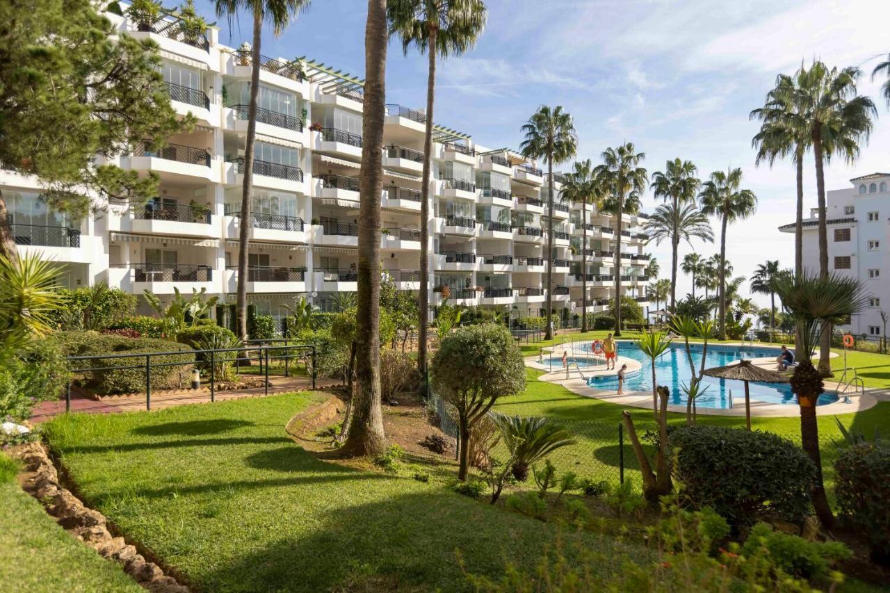 Frontline Beach Penthouse In Mi Capricho Sitio de Calahonda Extérieur photo